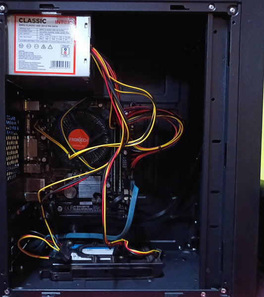 Intel Core I3 (IInd Generation) 8 GB DDR3 RAM 500gb HDD /128gb SSD